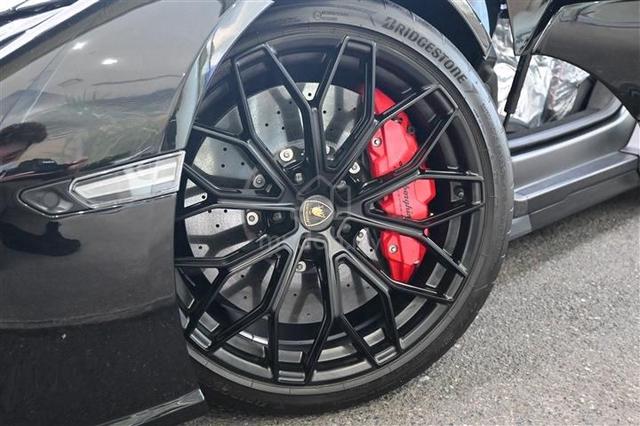 2024 Lamborghini REVUELTO 6.5 V12 - 3