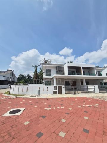 2 Storey Semi D Corner Lot Aster Villa @ Pearl City 1