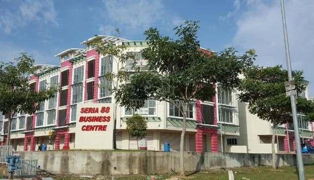 Prime Location!! Seria 88 Cornerlot Ground Floor Shoplot Setia Alam 1