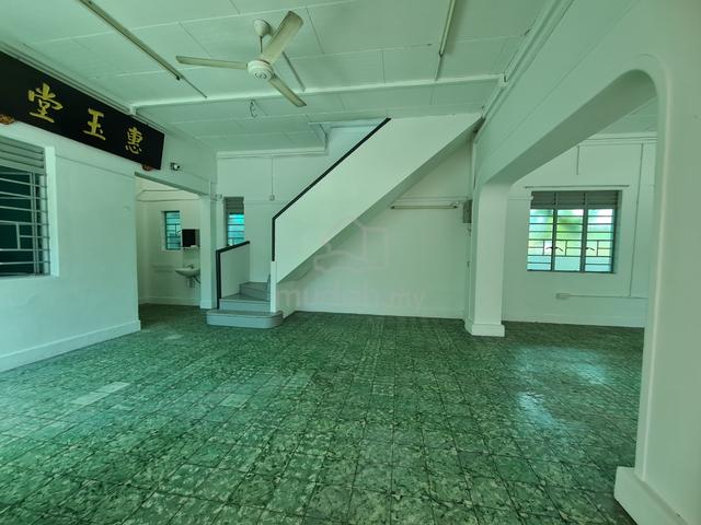 Jalan York Road 2sty Bungalow House Refurnished Unit Georgetown 5
