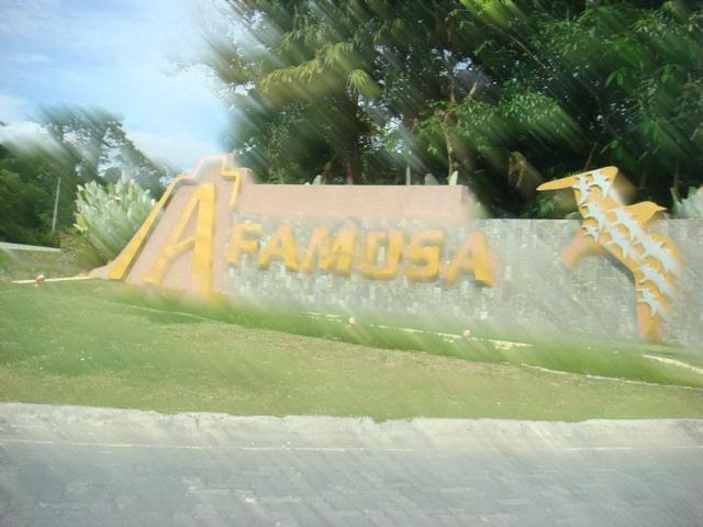 A'Famosa Villa Beverly Hills 1