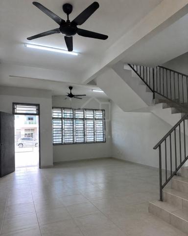 4BR 2.5 Storey Terraced House @ Acacia @ Taman Pulai Mutiara 1