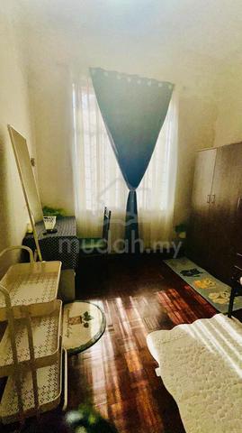 MEDIUM ROOM FOR RENT | Beverly Hills Apartment Phase 2 1