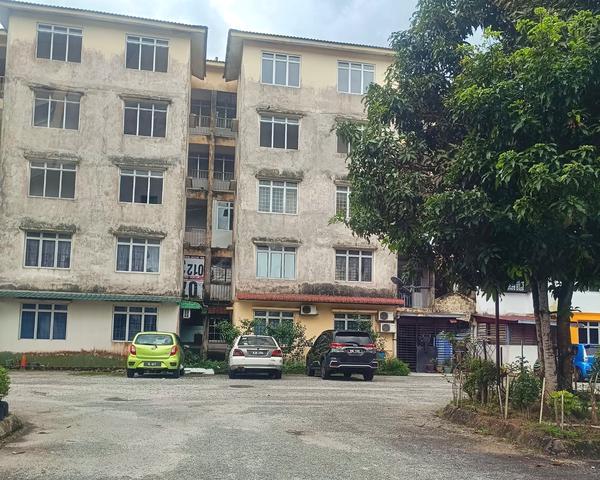 Apartment Kekwa ( Bukit Beruntung ) 1