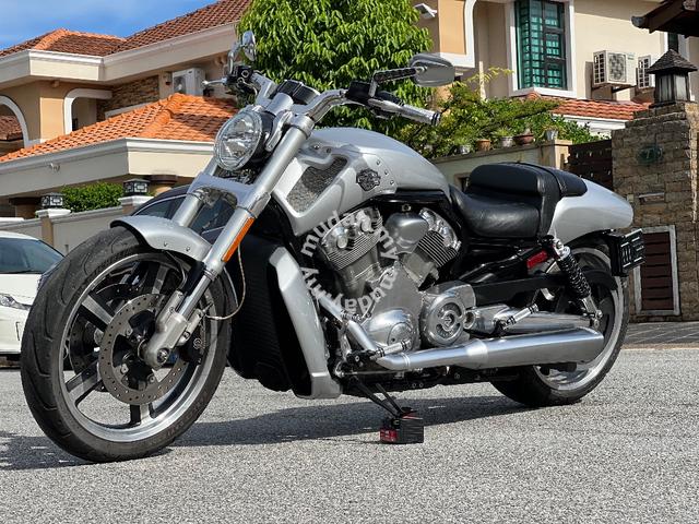 Carousel Image