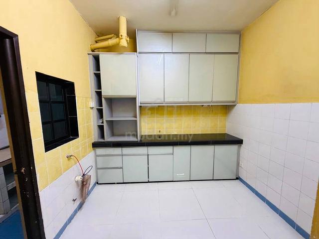 Melur Apartment 1