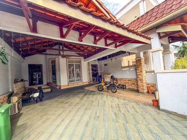 SUPERLINK RENOVATED 2 Storey Terrace Damai Murni Alam Damai KL 1