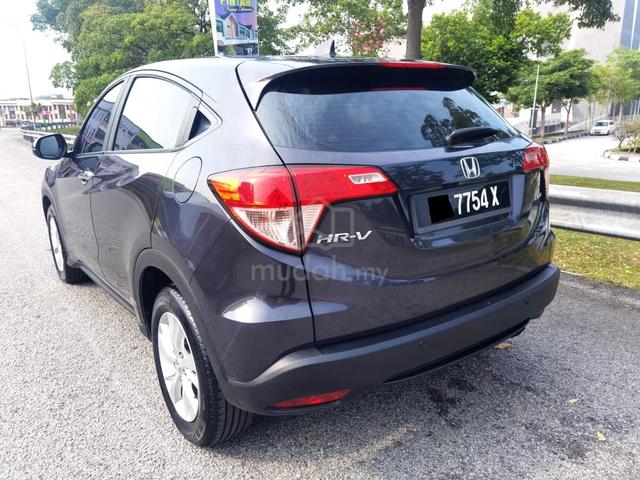 Honda HR-V 1.8 V Spec Push Start Original - 4