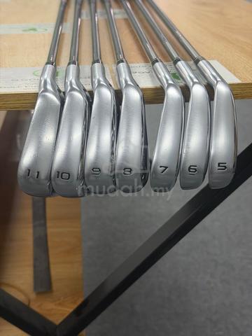 Honma TW 747P Golf Iron Set 5-11 - photo 3 of 5