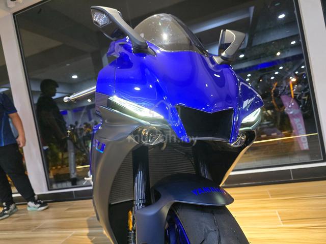 Yamaha r1 YAMAHA R1 Unregister - photo 7 of 10