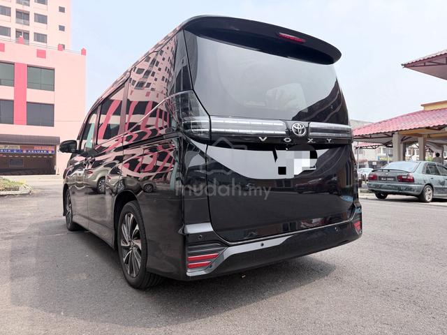 2022 Toyota VOXY 2.0 S-Z (A) Mileage 9K ADAS - 4
