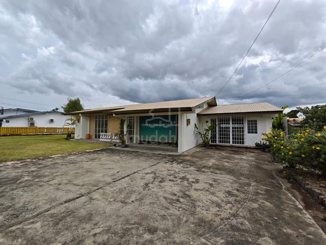 Single-Storey Bungalow for Rent Tabuan Jaya 1