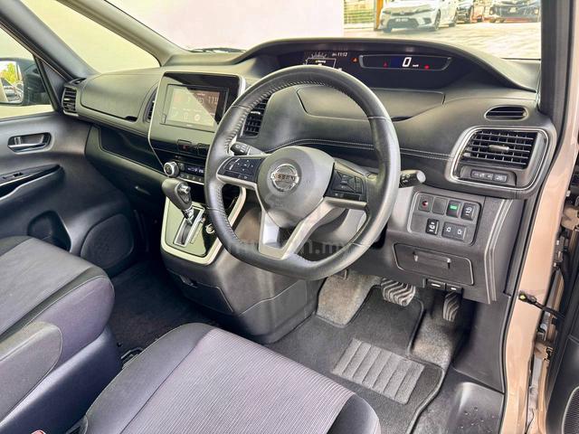 Nissan Serena 2.0 Highway Star High Spec Fulloan - 5