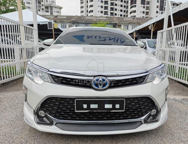 Full Service Toyota 2018 CAMRY 2.5 HYBRID LUXURY - 2