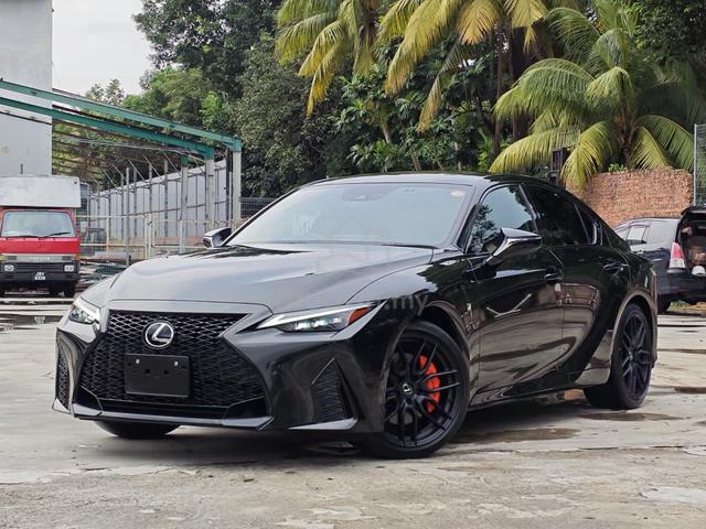 2023 Lexus IS300 F SPORT MODE BLACK EDITION 10k KM - 2