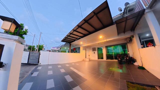 ijm Xxl Taman utama park VILLA 1