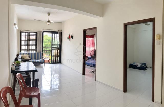 Park Avenue (Tampoi Indah) 1