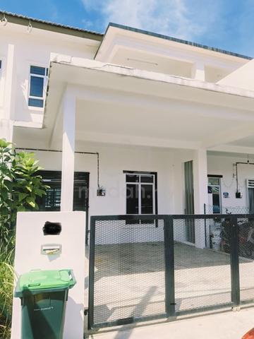 Rumah 1.5 tingkat utk disewa 1