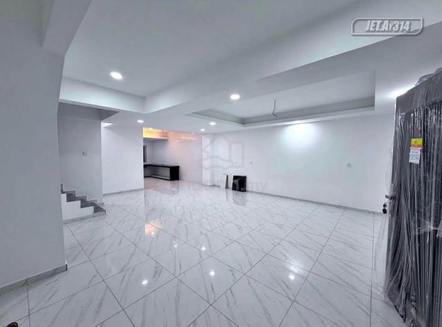 FULL LOAN!! FULLY RENO!! Kapar Town Double Storey House 20x70 BEST BUY 1
