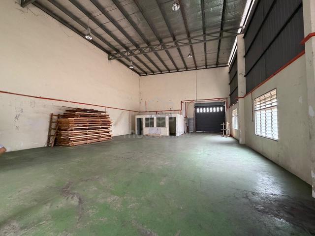 1.5 Storey Semi-D Factory for Rent @ Kempas Utama Johor Bahru 1