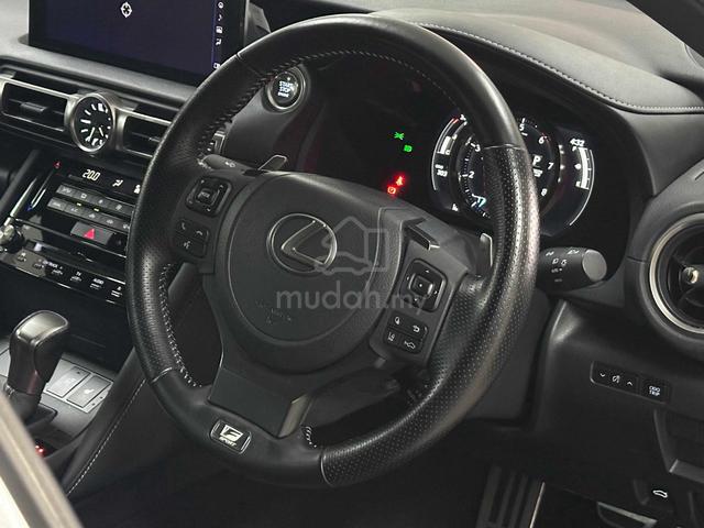S/ROOF 4CAM 30K KM 2021 Lexus IS300 2.0 F-SPORT - 4