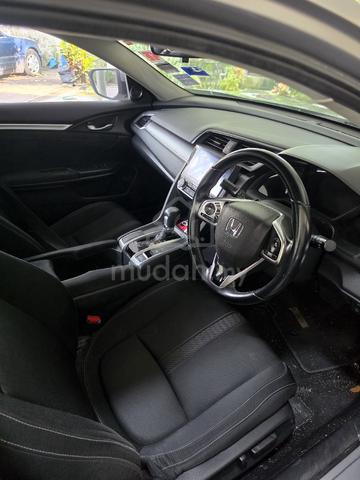 2016 Honda CIVIC 1.8 S (A) - 5