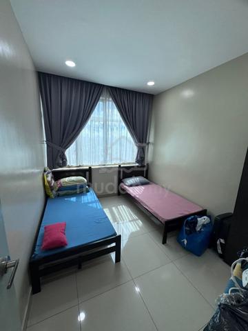 Parc Regency 1