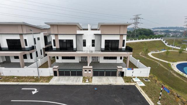 Skudai, 40×80 SemiD with big back yard land, Freehold & G&G 1