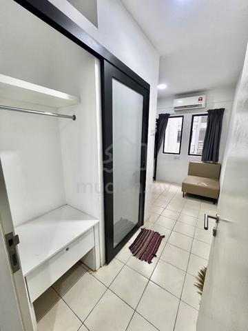 Uni Suites 1