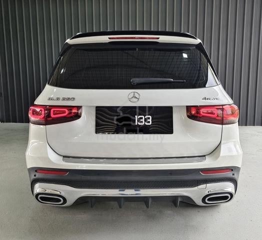 Mercedes Benz GLB250 2.0 4MATIC AMG LINE (A) F/S/R - 4