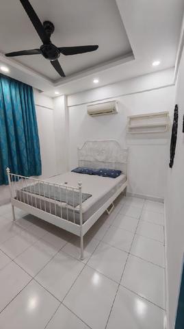 Master room for rent 1