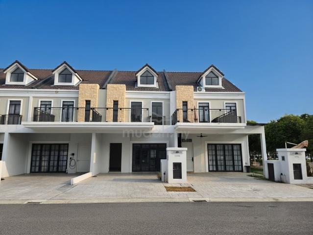 FREEHOLD Double Storey Monet Garden at Sunsuria City, Sepang 1