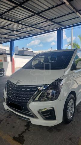 2015 Hyundai GRAND STAREX 2.5 ROYALE (A) - 1