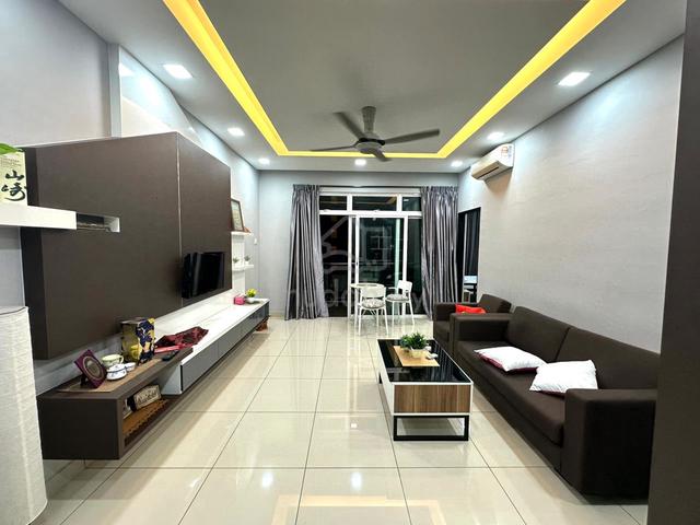 M Condominium @ Larkin 1