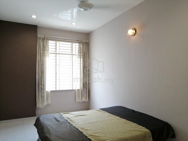 Room with private bathroom for Rent (Chinese Only) 1