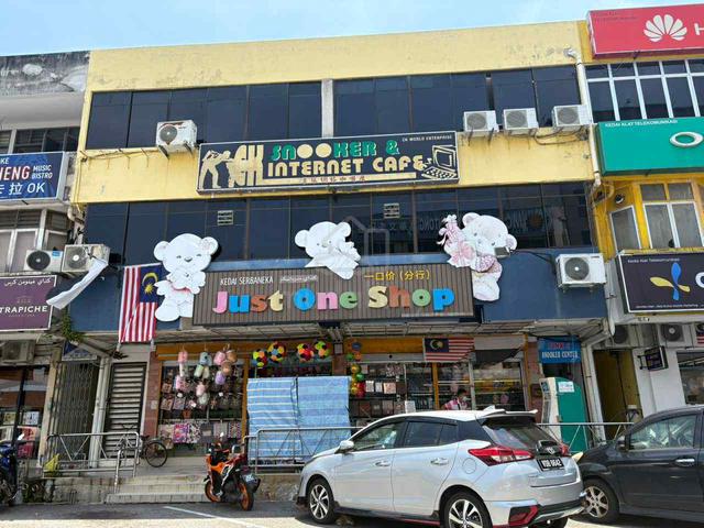 Triple Sty Shop Lot Good Location At Bentong 1
