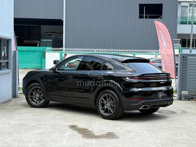 2023 Porsche CAYENNE 3.0 COUPE (A) With Beige Seat - 2