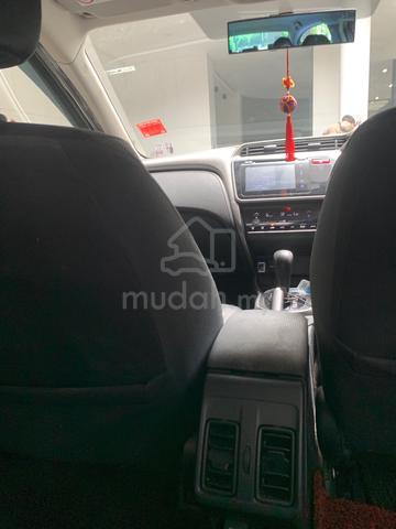 2014 Honda CITY 1.5 V (A) - 4