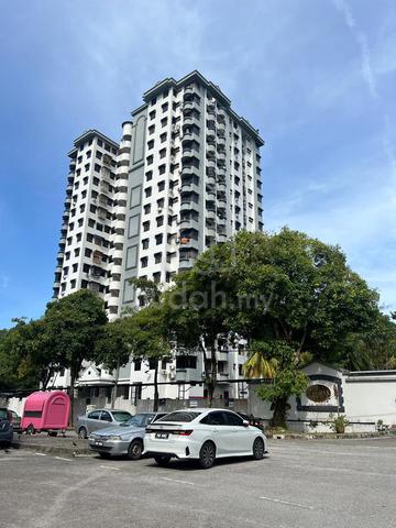 Ferringhi Delima Condominium 1