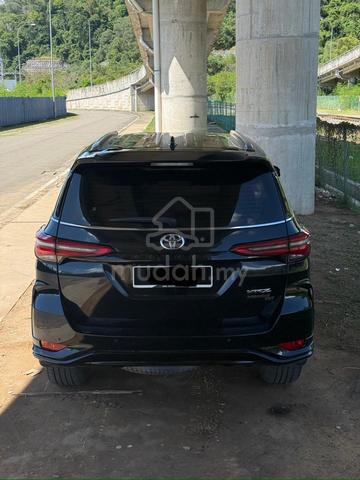 2021 Toyota FORTUNER VRZ 2.8L (A) - 4