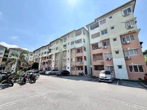 Pangsapuri Sutera Apartment (Kajang) 1