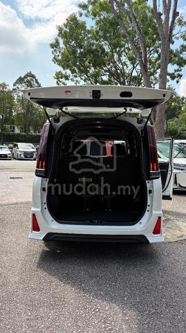 2021 Toyota NOAH 2.0 SI (A) - 3