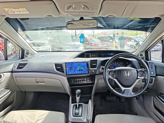 2015 Honda CIVIC  FB 1.8 (AUTO) - 4