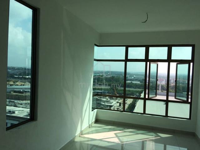 Parc Regency 1