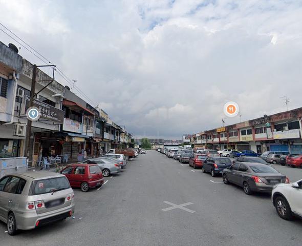 Double Storey Shoplot / Taman Johor Jaya / Ground Floor / 22x70 1
