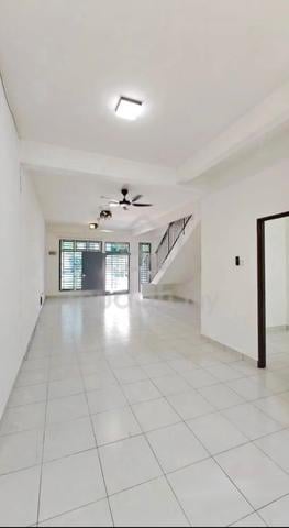 Full Loan Taman Scientex Senai 2 Storey Terrace Freehold 4 Bed 3 Bath 1