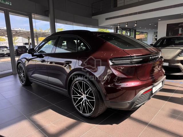 2024 Porsche MACAN 4 8 years Battery Warranty - 2
