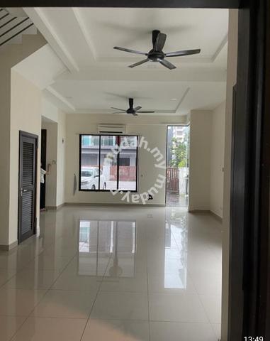 Three Storey Semi D Taman Sinar Mahkota Spring Villa Cheras Vista 1