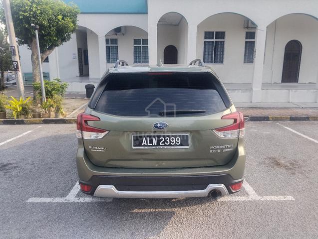 Subaru Forester 2.0i-S Eyesight-i - 1st Owner - 4