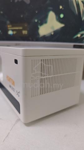 HD & 5G Projector – Like New, Used Once Only - photo 3 of 6